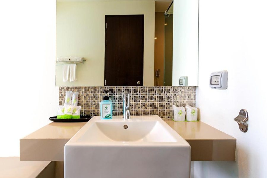 The Palmery Resort — Bathroom