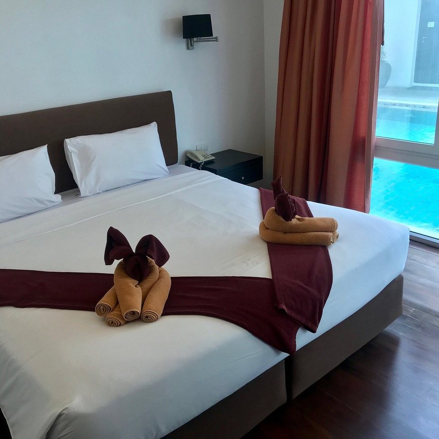 The Palms Kamala Beach — Guest room