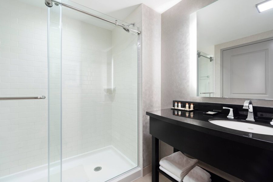 The Park at Foxborough Resort — Bathroom
