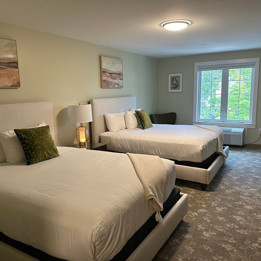 The Pathmaker Hotel — Guest room