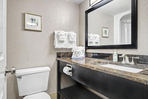 The Patricia Grand by Oceana Resorts — Bathroom