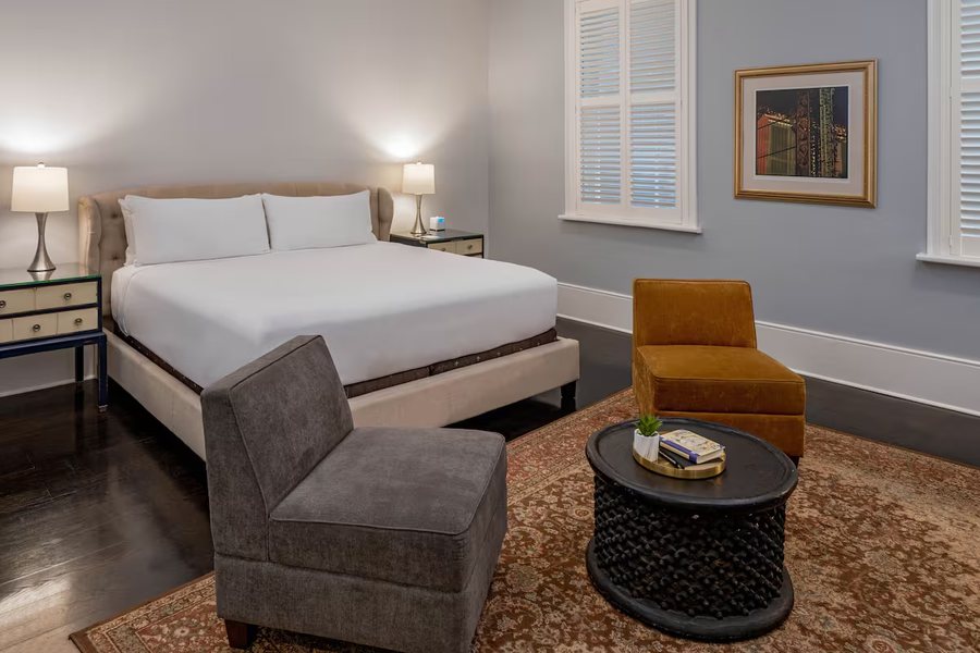 The Pelham Hotel — Guest room
