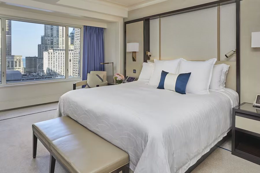 The Peninsula Chicago — Guest room