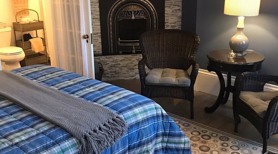 The Percy Inn — Guest room