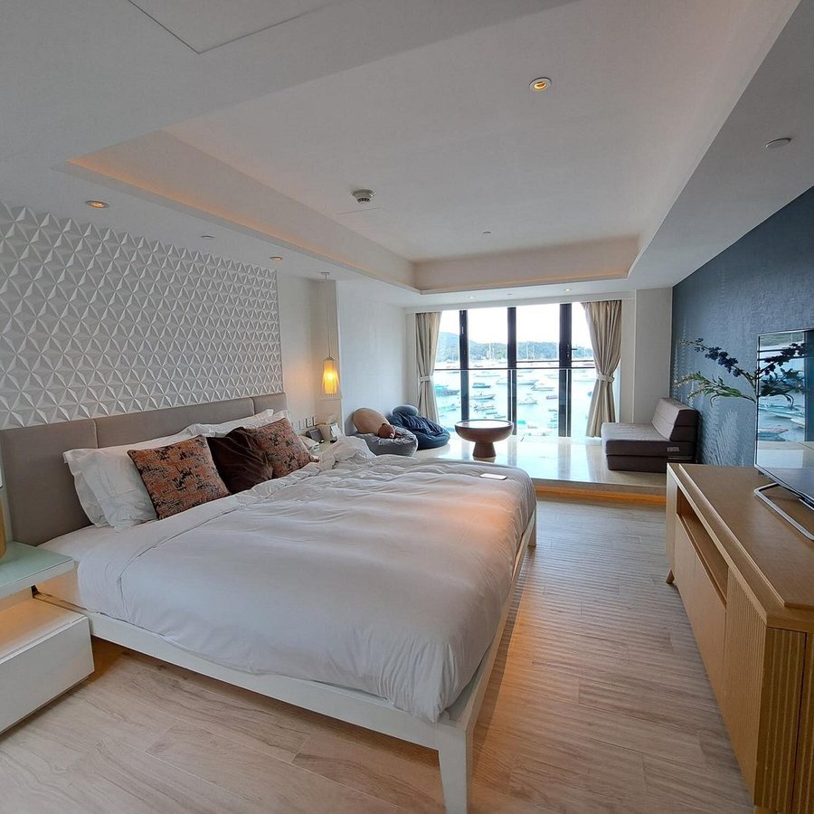 The Pier Hotel Hong Kong — Guest room