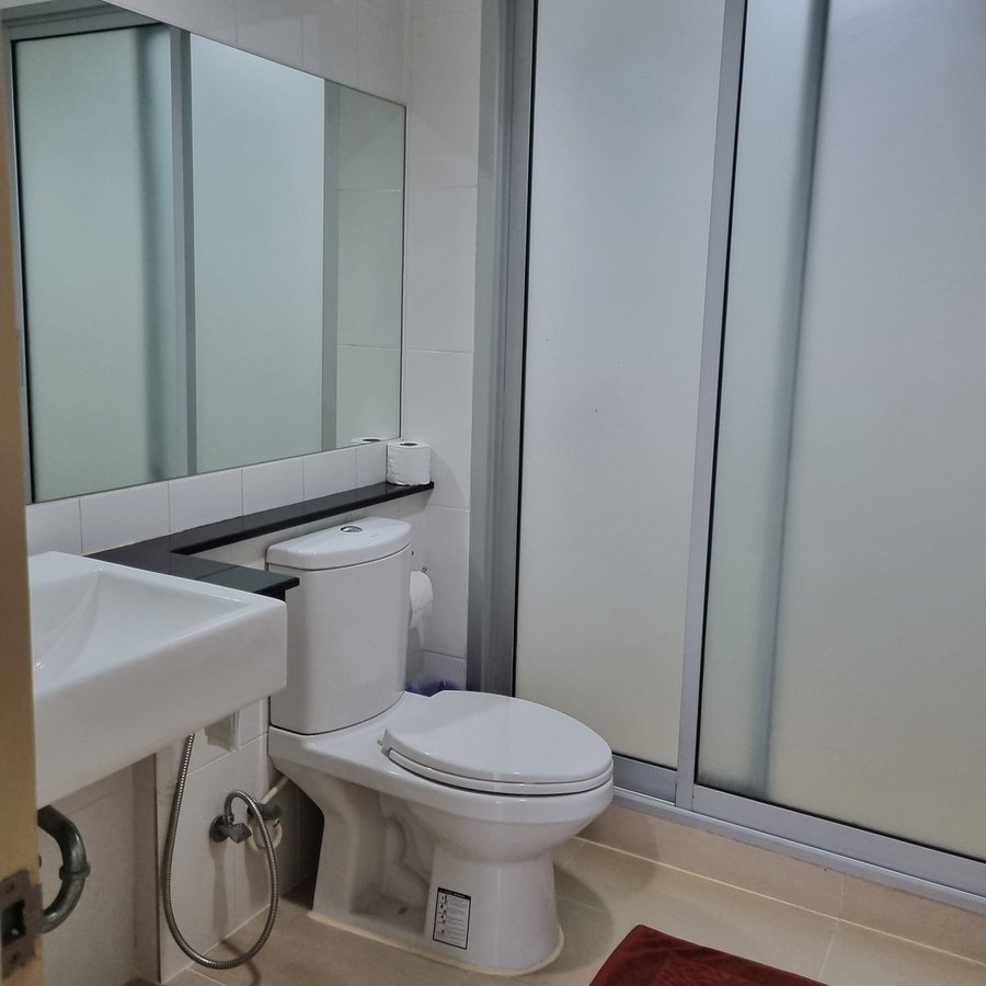 The Plimplace Hotel — Bathroom