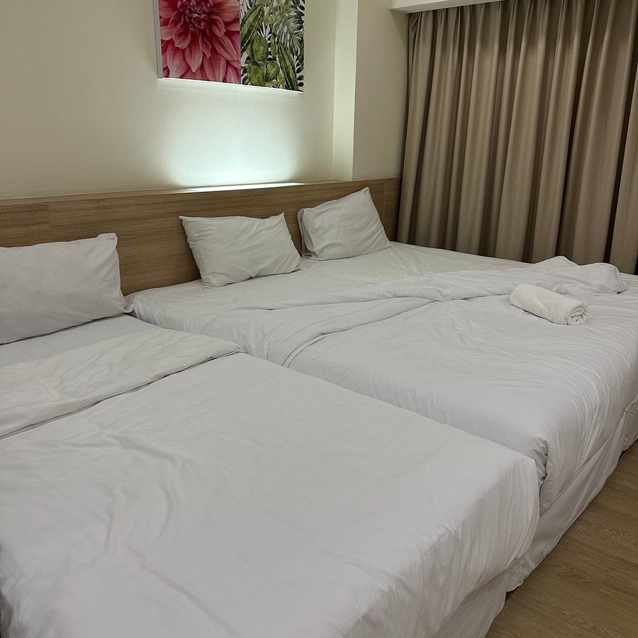 The Plimplace Hotel — Guest room