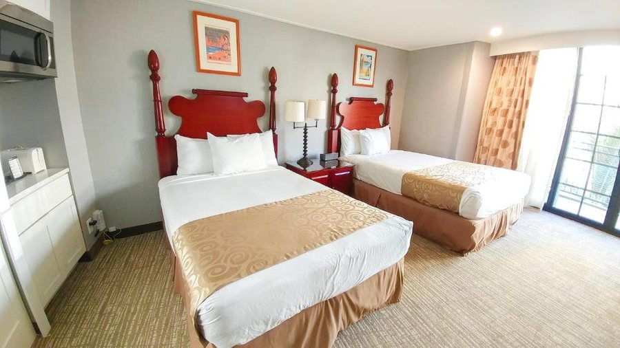 The Polynesian Residences Hotel Waikiki — Guest room