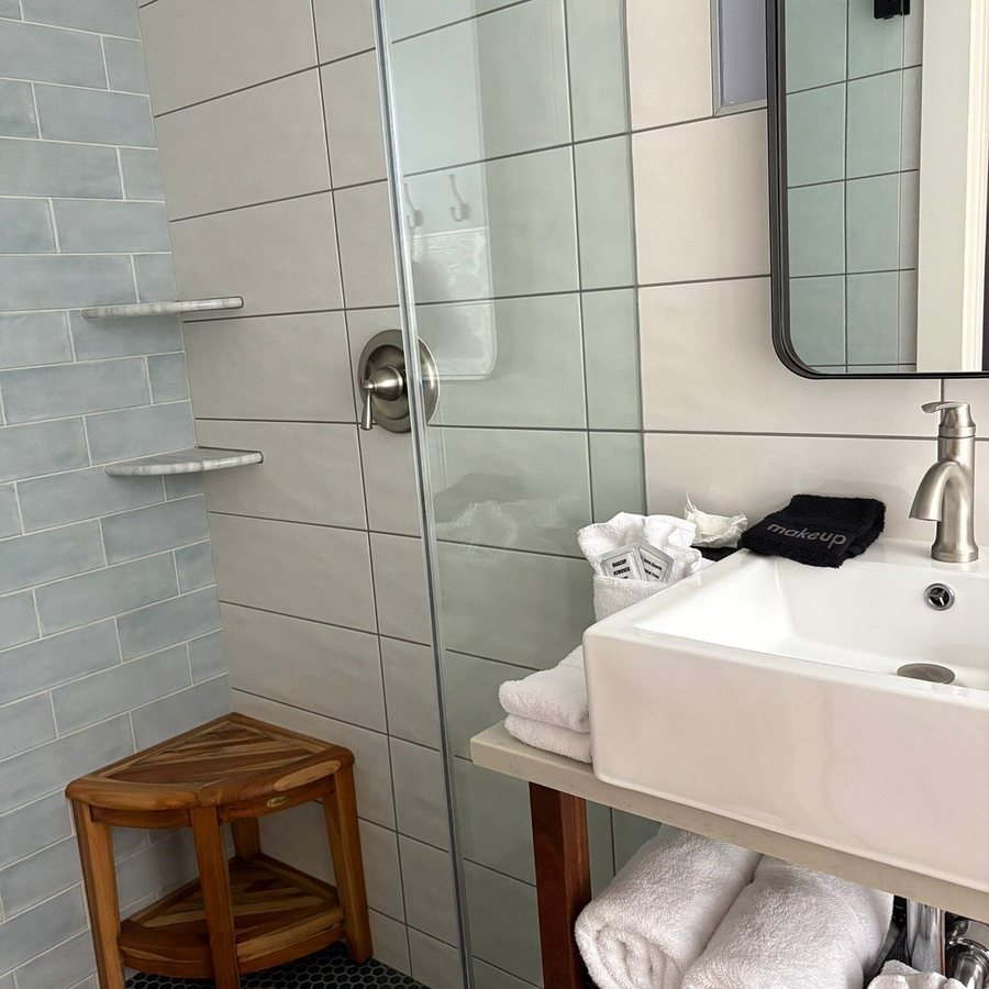 The Porch on Frances — Bathroom