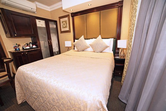 The Premier Notting Hill — Guest room