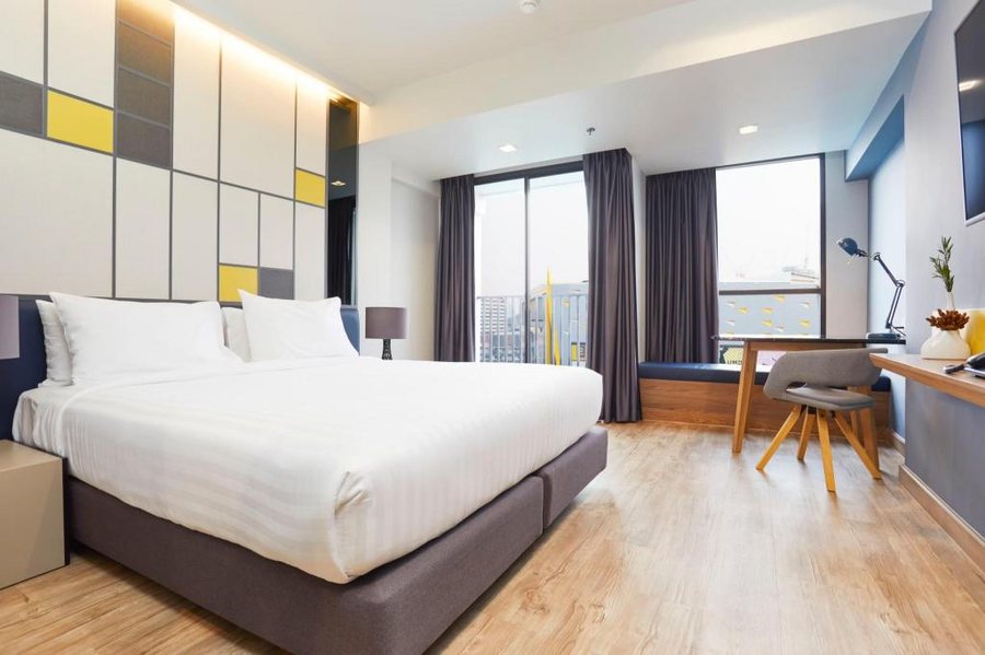 The Quarter Ploenchit by UHG — Guest room