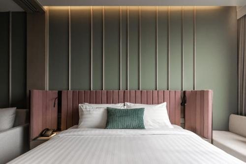 The Quarter Ratchayothin By UHG — Guest room