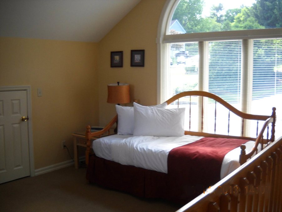The Quarters at Lake George — Guest room