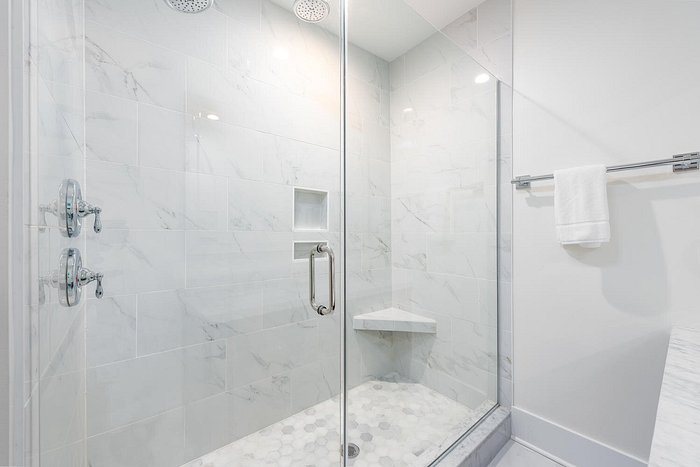 The Quarters on Vendue — Bathroom
