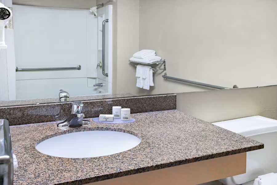 The Ramada Atlantic City West — Bathroom