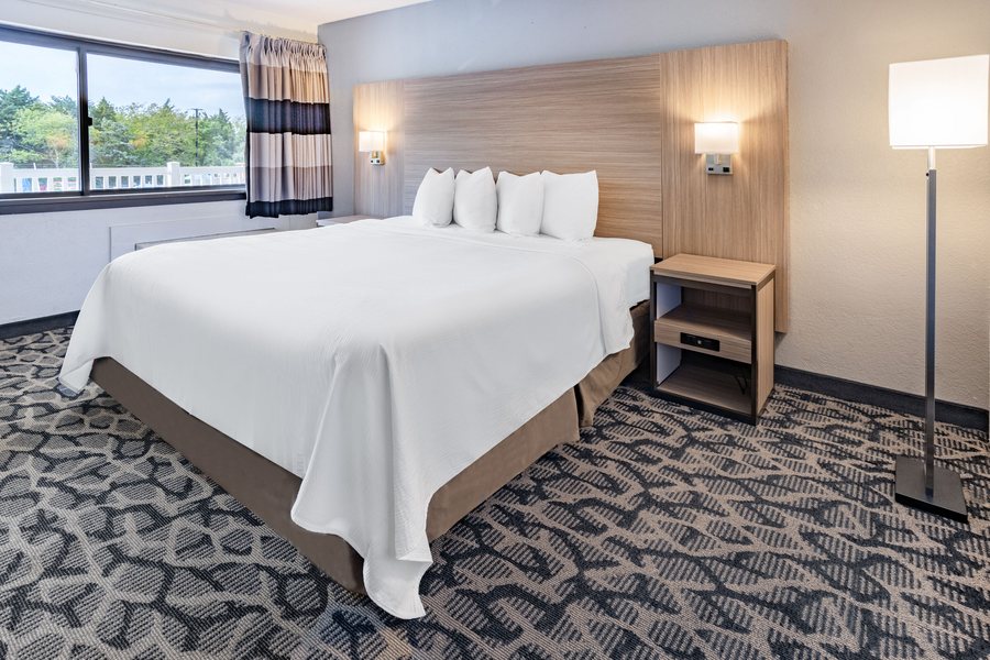 The Ramada Atlantic City West — Guest room