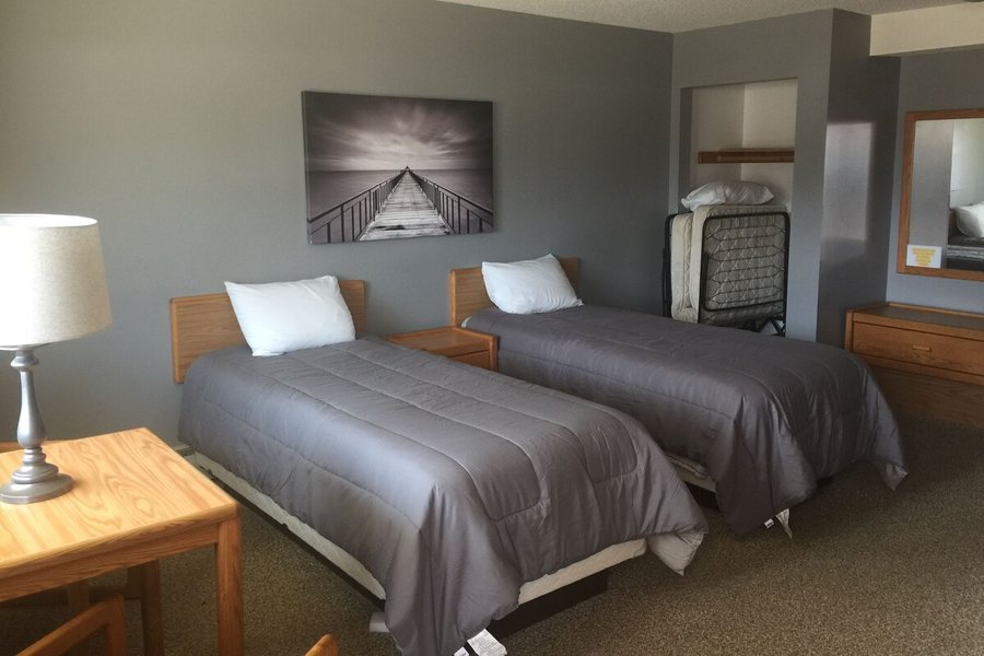 The Red Door Resort — Guest room