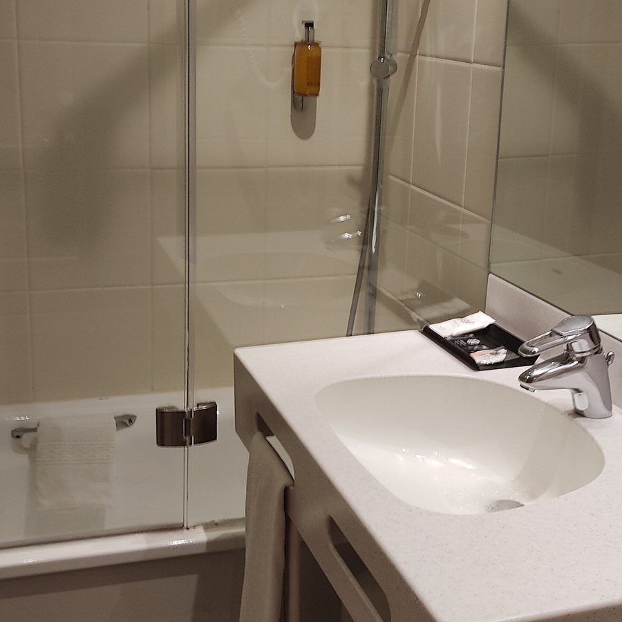 The Rex Hotel — Bathroom