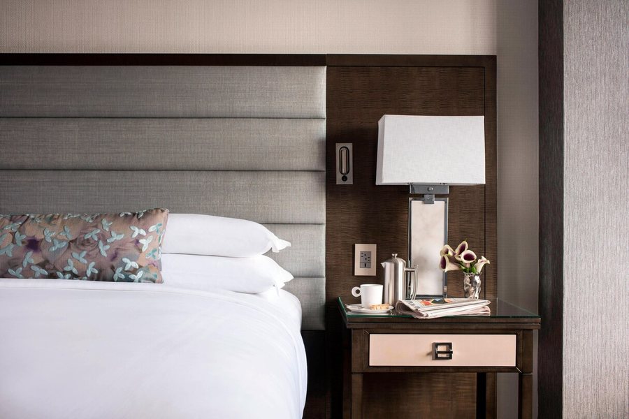 The Ritz Carlton Atlanta — Guest room