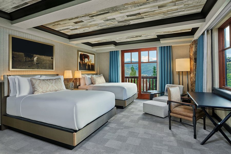 The Ritz Carlton Bachelor Gulch Avon Beaver Creek Colorado — Guest room