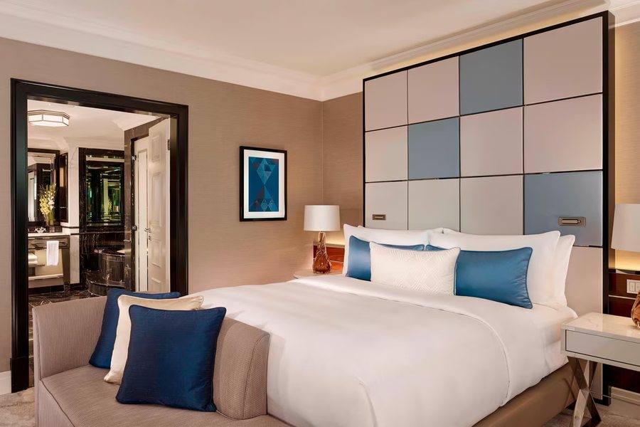 The Ritz Carlton Berlin — Guest room