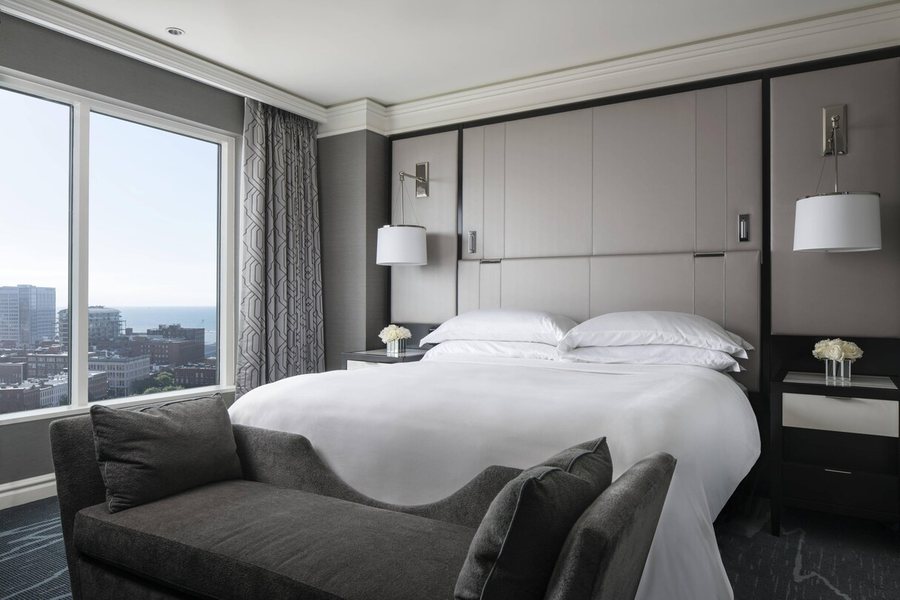 The Ritz Carlton Cleveland — Guest room