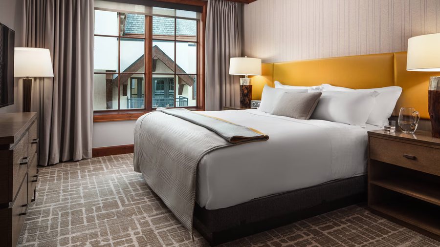 The Ritz Carlton Club Vail — Guest room