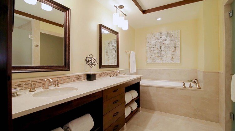 The Ritz Carlton Lake Tahoe — Bathroom
