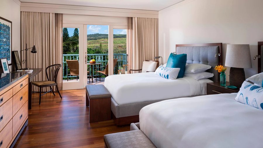 The Ritz Carlton Maui Kapalua — Guest room