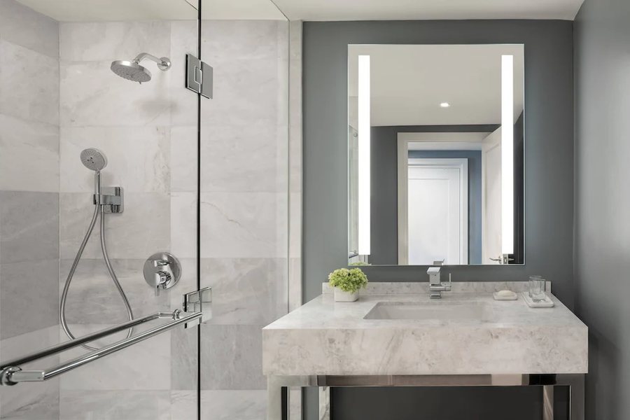 The Ritz Carlton St Thomas — Bathroom