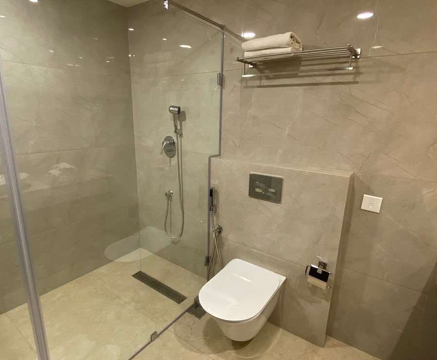 The River Resort — Bathroom