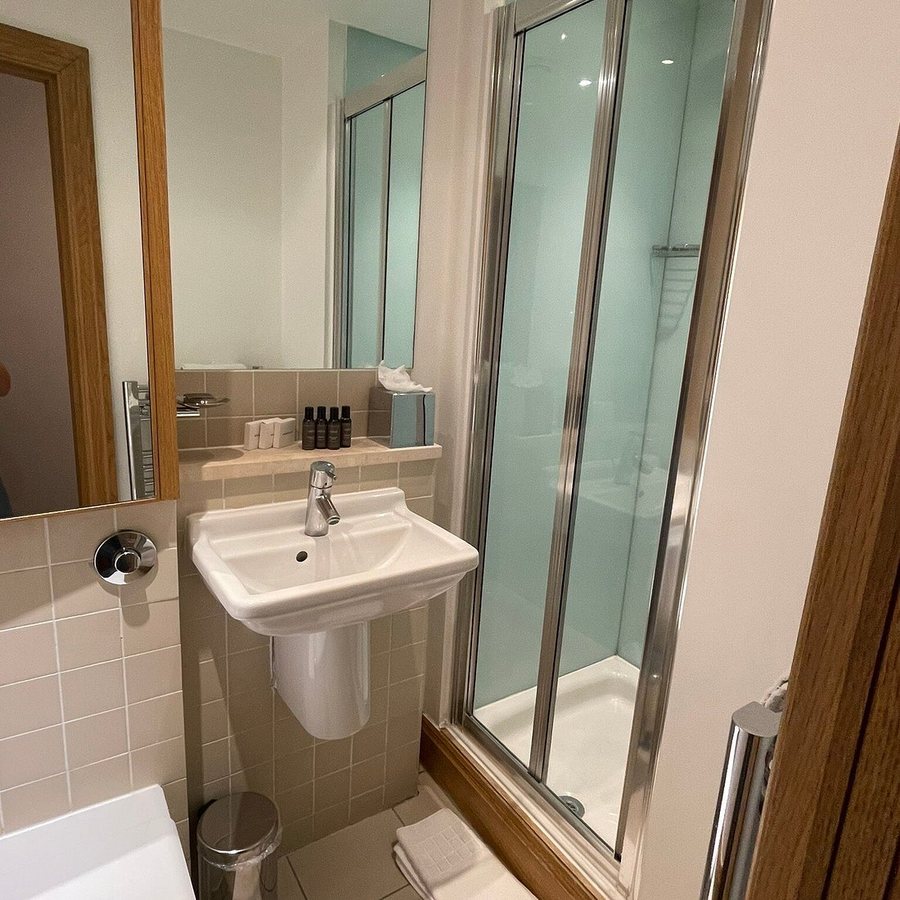 The Rockwell — Bathroom