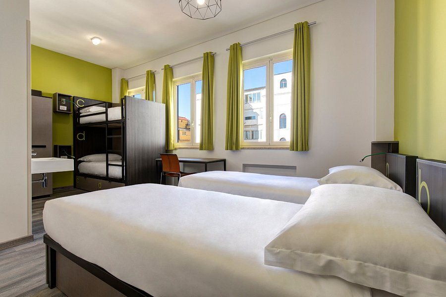 The RomeHello Rome Lazio — Guest room