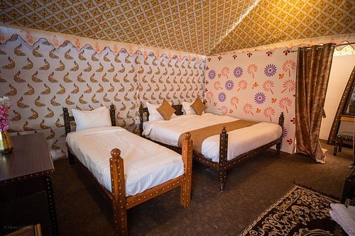 The Royal Heritage Tent Resort — Guest room