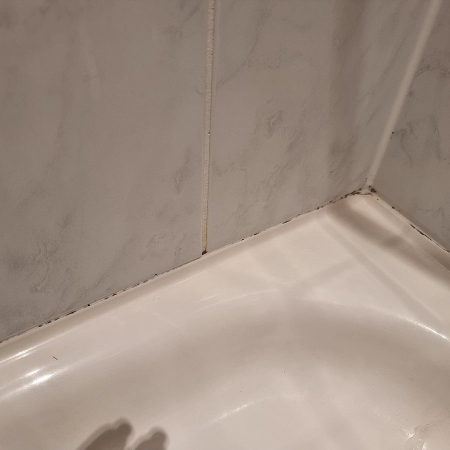 The Royal Inn Wilder Mann Annaberg — Bathroom