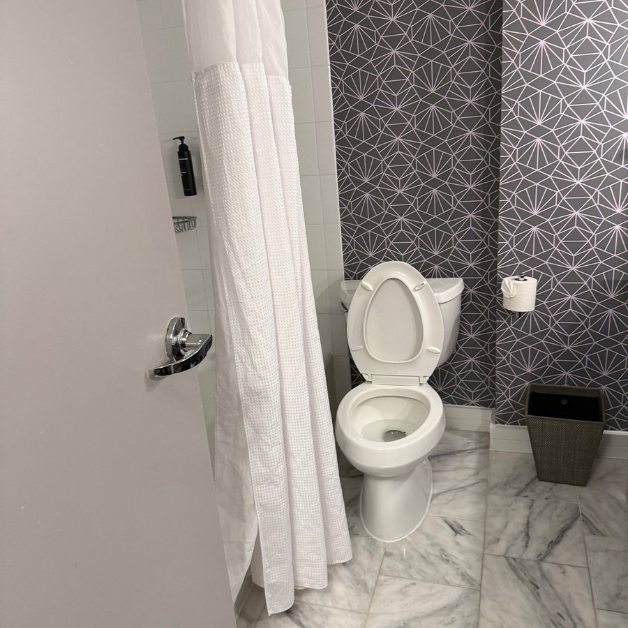 The Royal Sonesta Washington DC Dupont Circle — Bathroom