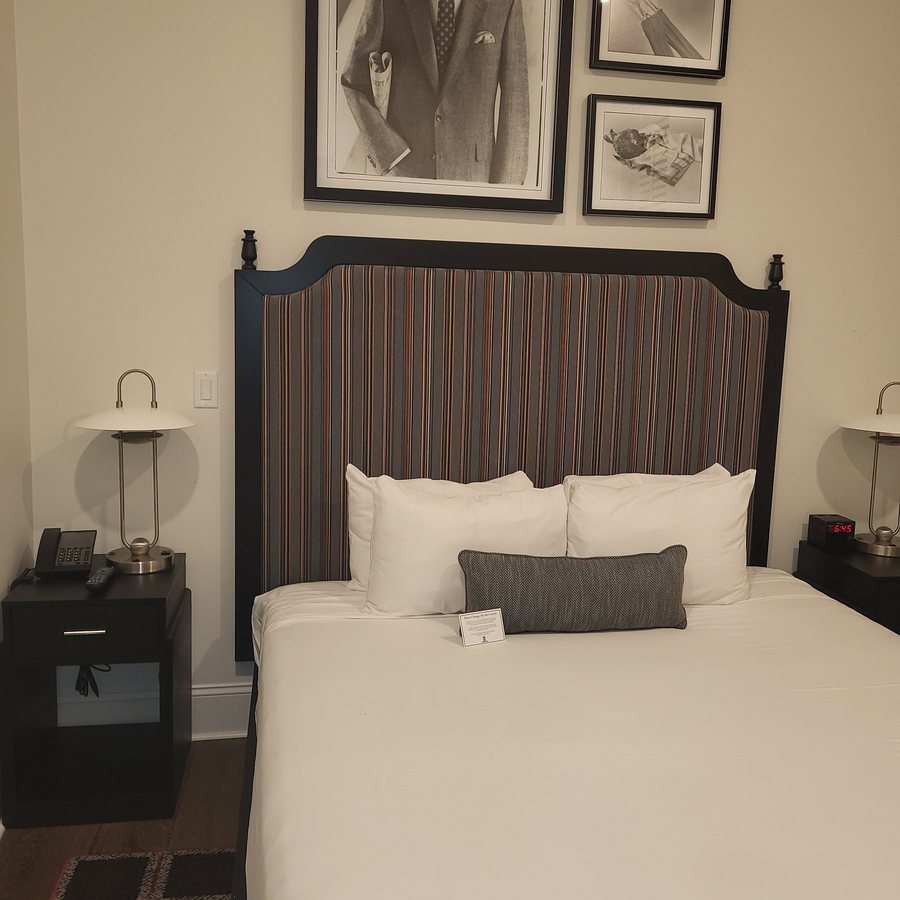 The Rubenstein Hotel by J Collection Hotels — Guest room