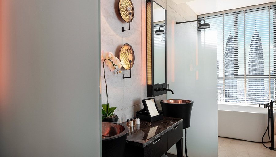 The RuMa Hotel and Residences Kuala Lumpur Wilayah Persekutuan — Bathroom