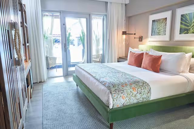 The Samantha by Lowkl Miami Beach Florida — Guest room