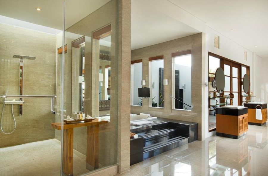 The Samaya Seminyak Bali — Bathroom