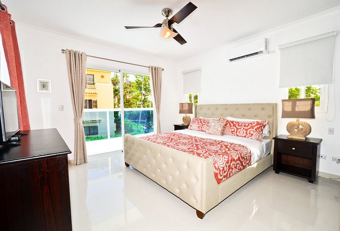 The Sanctuary at Los Corales — Guest room