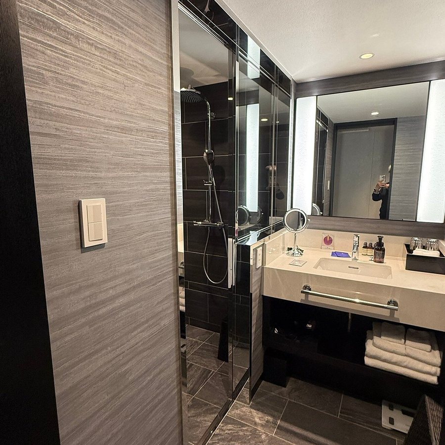 The Sanraku Hotel Kanazawa — Bathroom