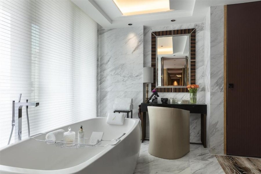 The Siam — Bathroom