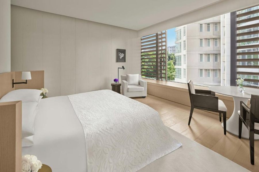 The Singapore EDITION — Guest room