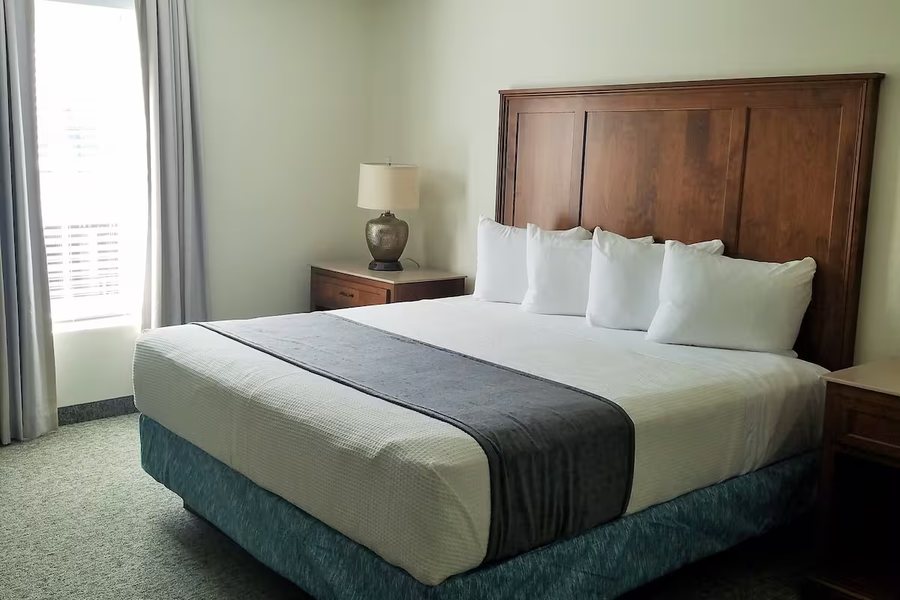 The Smith House — Guest room