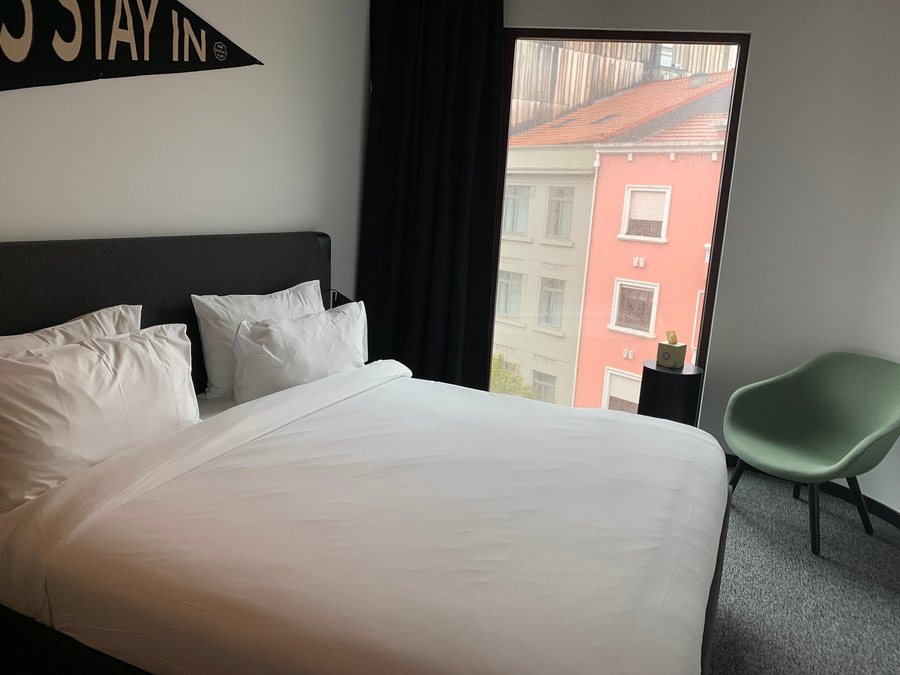 The Social Hub Porto — Guest room
