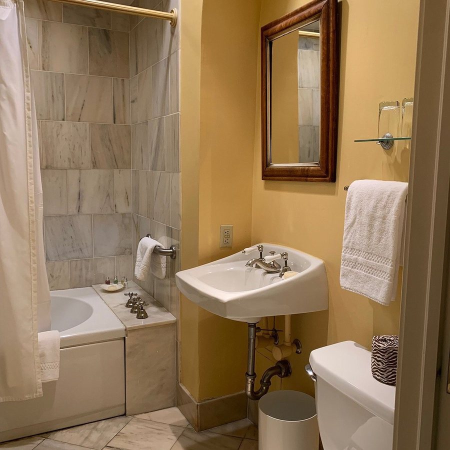 The Soniat House Hotel — Bathroom