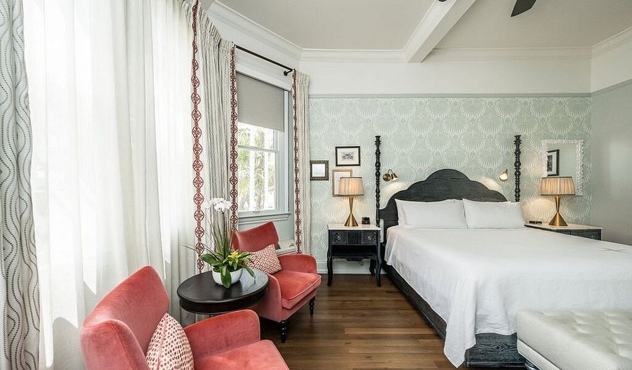 The Southernmost Inn — Guest room