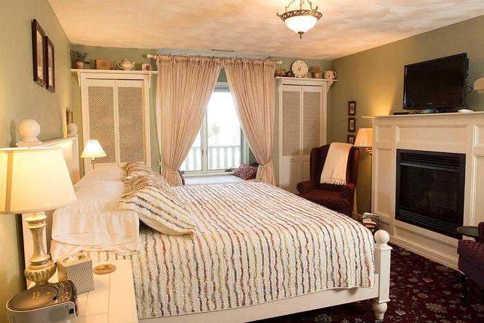 The Speckled Hen Inn Bed Breakfast — Guest room