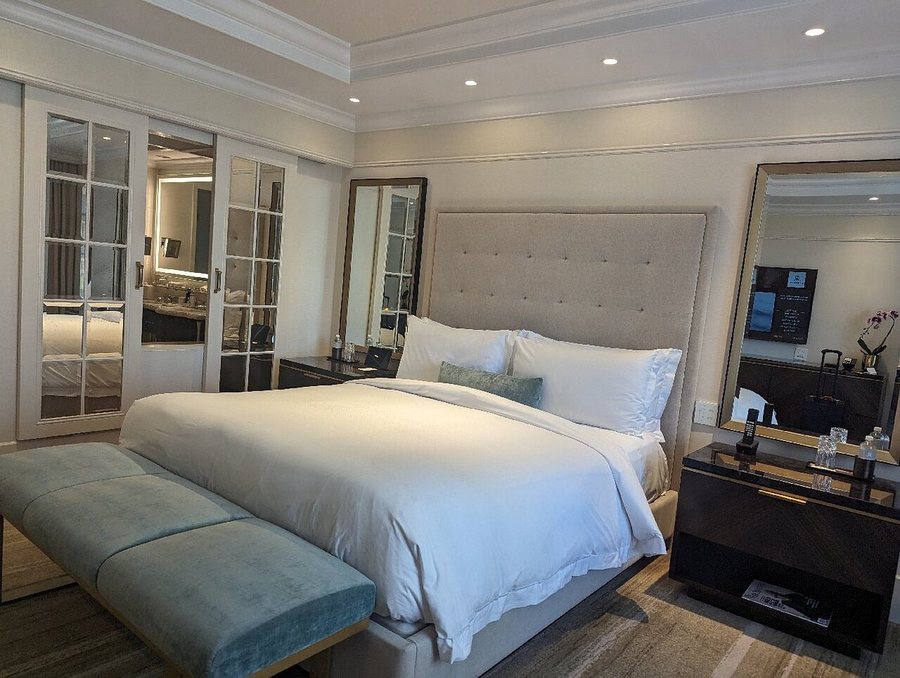 The St Regis Atlanta — Guest room